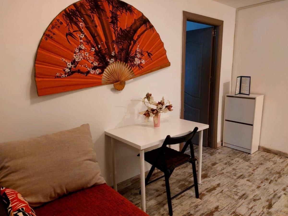 Huge 3 Room Apartament In City Center! Bucharest Exterior photo